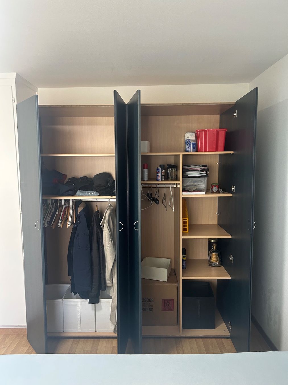 Betten: *GRATIS Versand / Bett + Schrank – Gebraucht aus Kloten von gio_7hwg 1