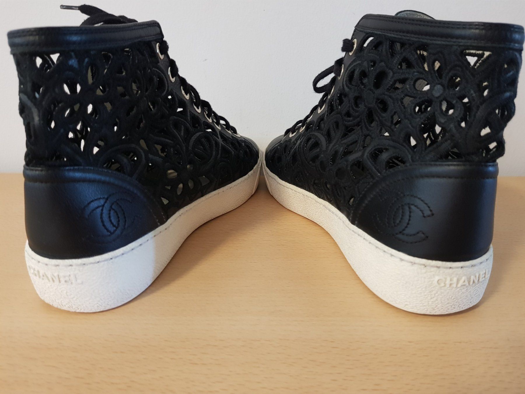 Chanel Scarpe da donna: Original Chanel Leder Sneaker Grösse 39 – Usato da Basel venduto da fafa68 4