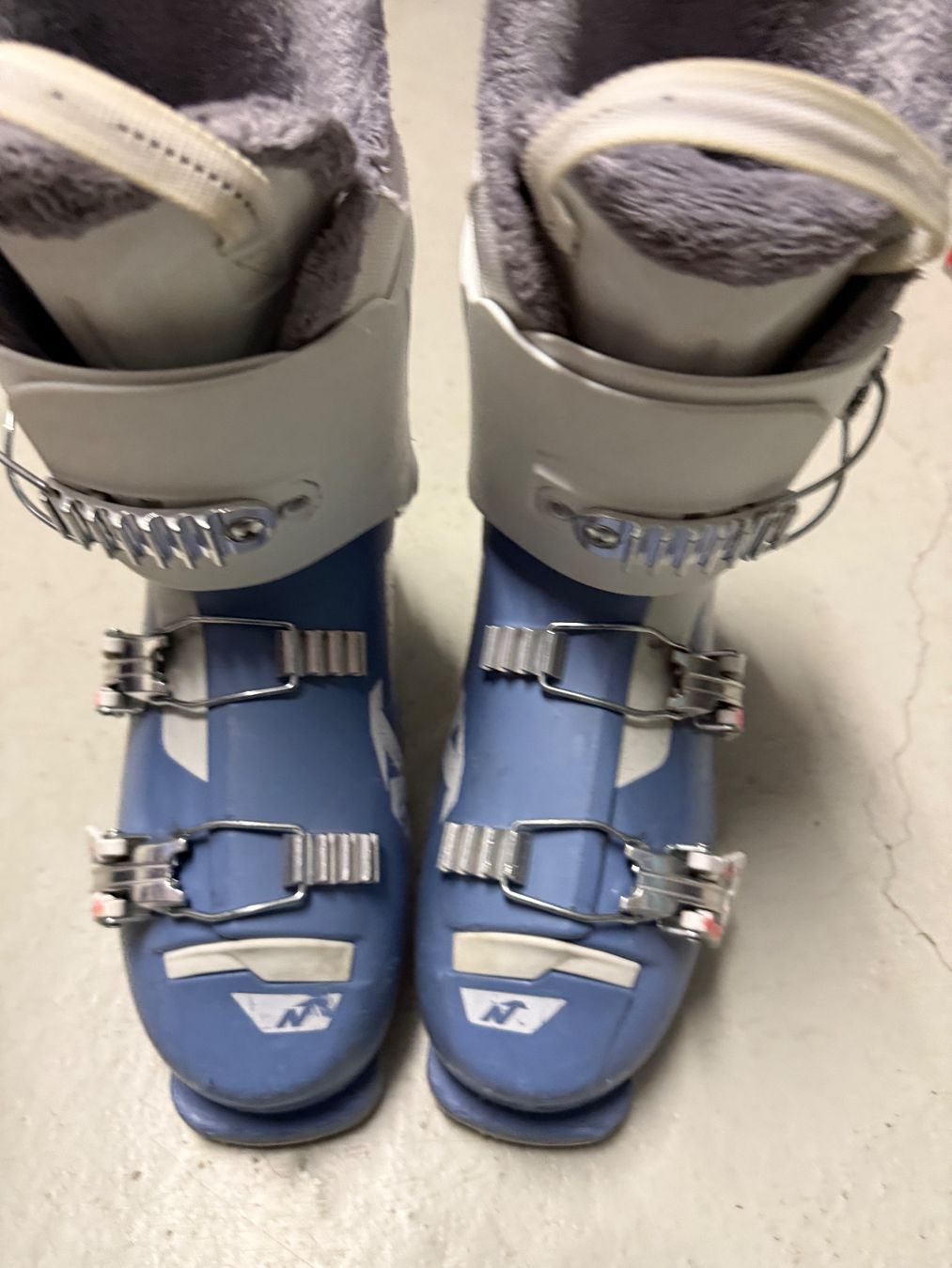 Nordica Schuhe für Mädchen: Nordica Speedmachine 3 Skischuhe, Grösse 25.5, – Gebraucht aus Brunegg von kiki_faca 1