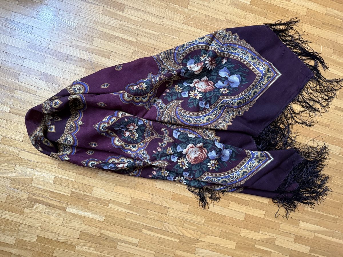 Foulard & Sciarpe: Pavlovo Posad Russian wool shawl – Nuovo (secondo la descrizione) da Nyon venduto da dasha107 2