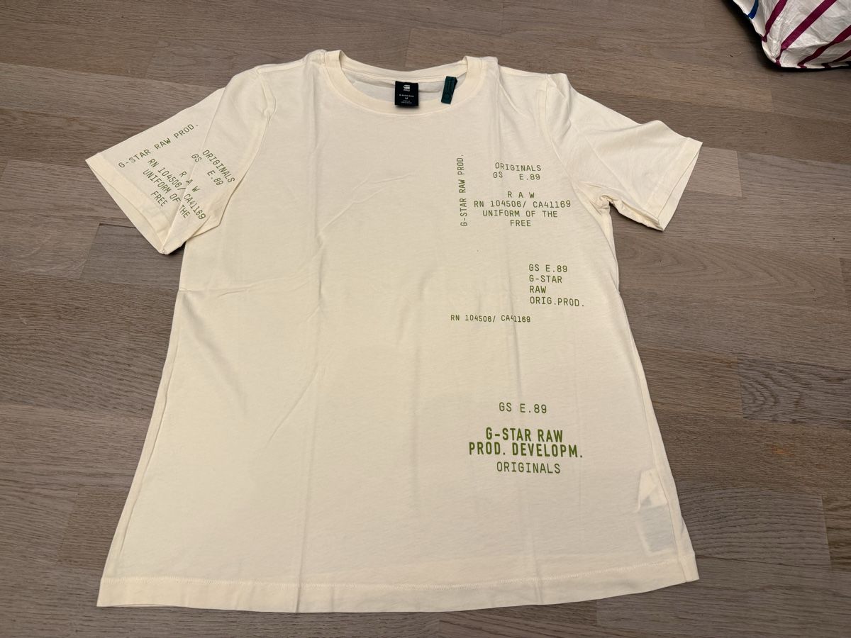 G-Star T-shirt: G-Star Raw T-Shirt, Grösse M – Usato da Rubigen venduto da Elmacino