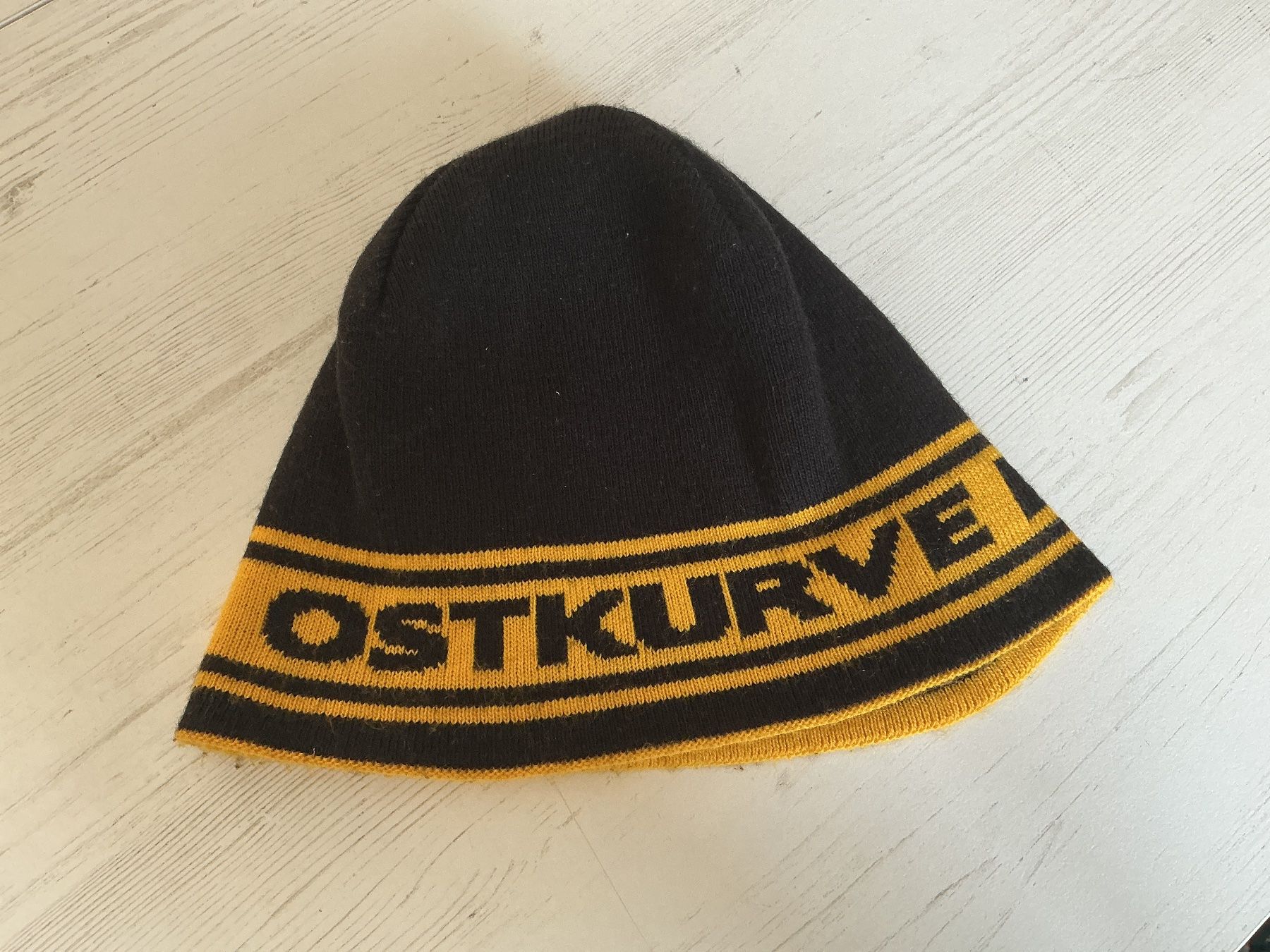 Young Boys Canottiere & Pantaloni: BSC Young Boys YB Bern Ostkurve – Usato da Schmitten FR venduto da Hubalo