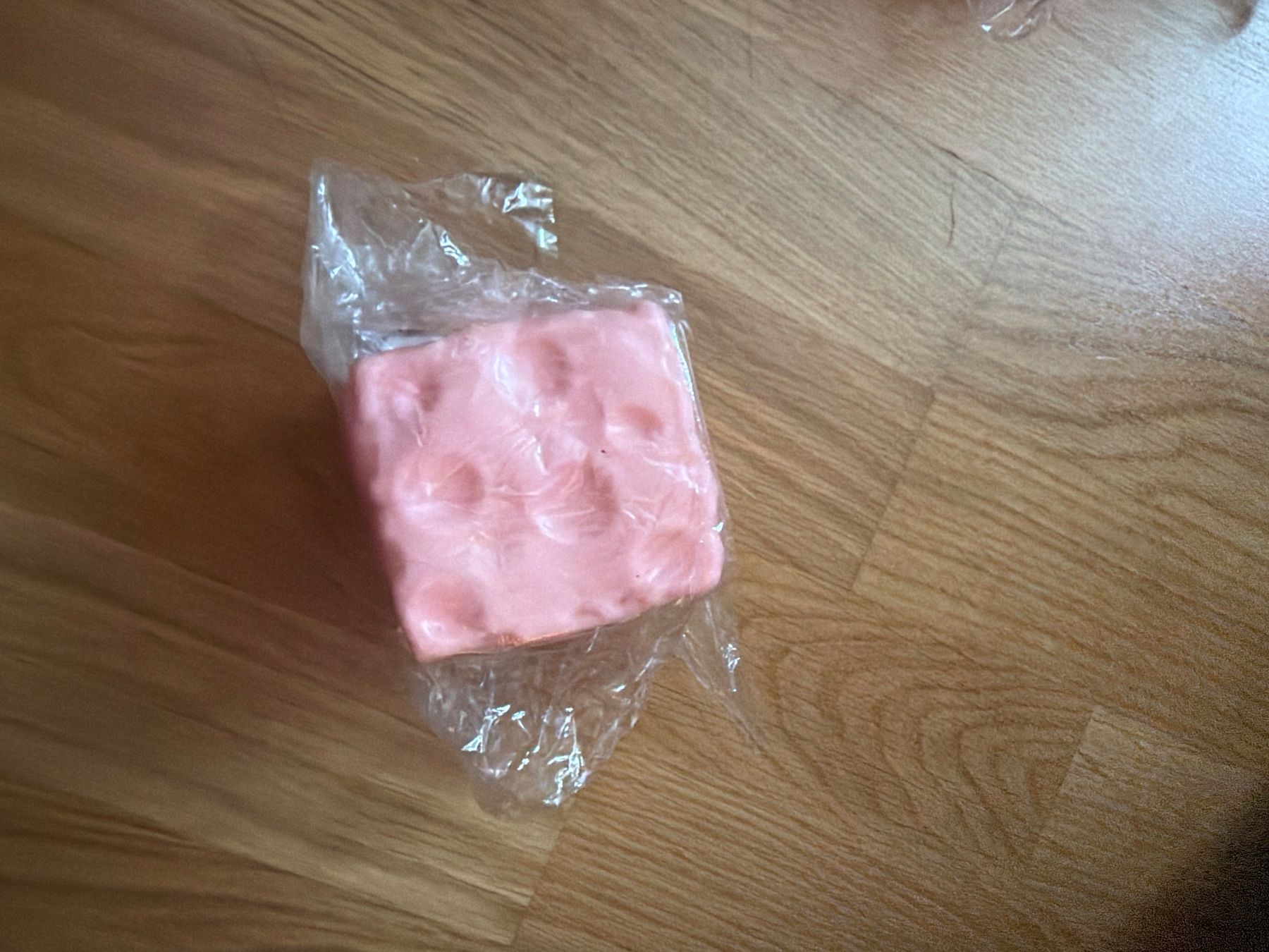 Spielzeuge: fromage rose squishy – Neu und originalverpackt aus Concise von mauranou._