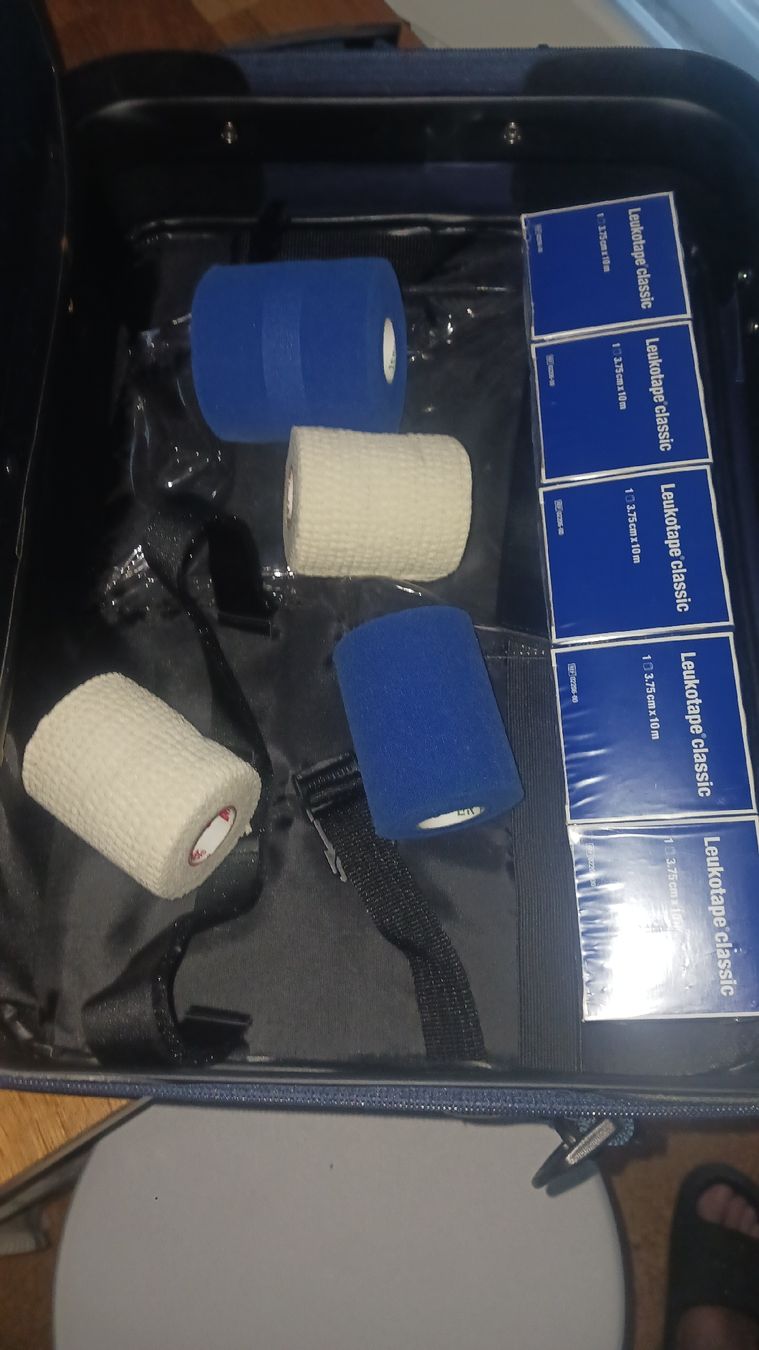 Taschen: Borsa Champions League Uefa con materiale medico  – Gebraucht aus Laufenburg von Nikcst 2