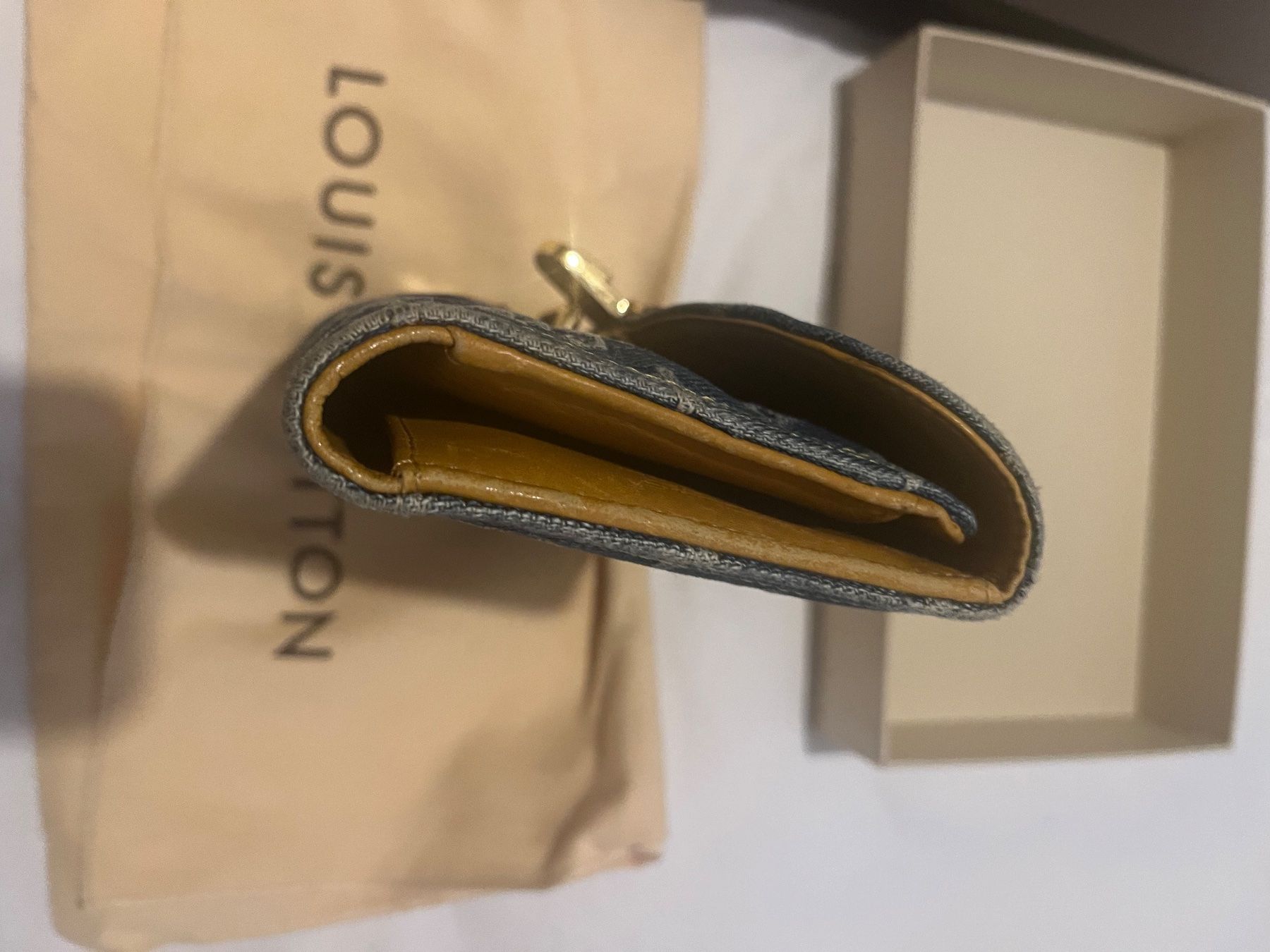 Louis Vuitton Portamonete: Louis Vuitton denim portemonnaie – Usato da Lausanne venduto da pioupiou38 2