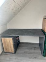 Bureau avec rangements