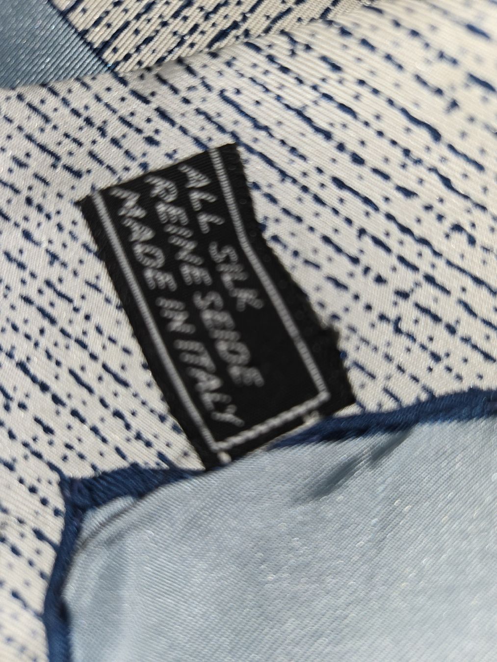 Balmain Foulard & Sciarpe: foulard en soie Pierre Balmain – Usato da Montet (Broye) venduto da CandiceD 3