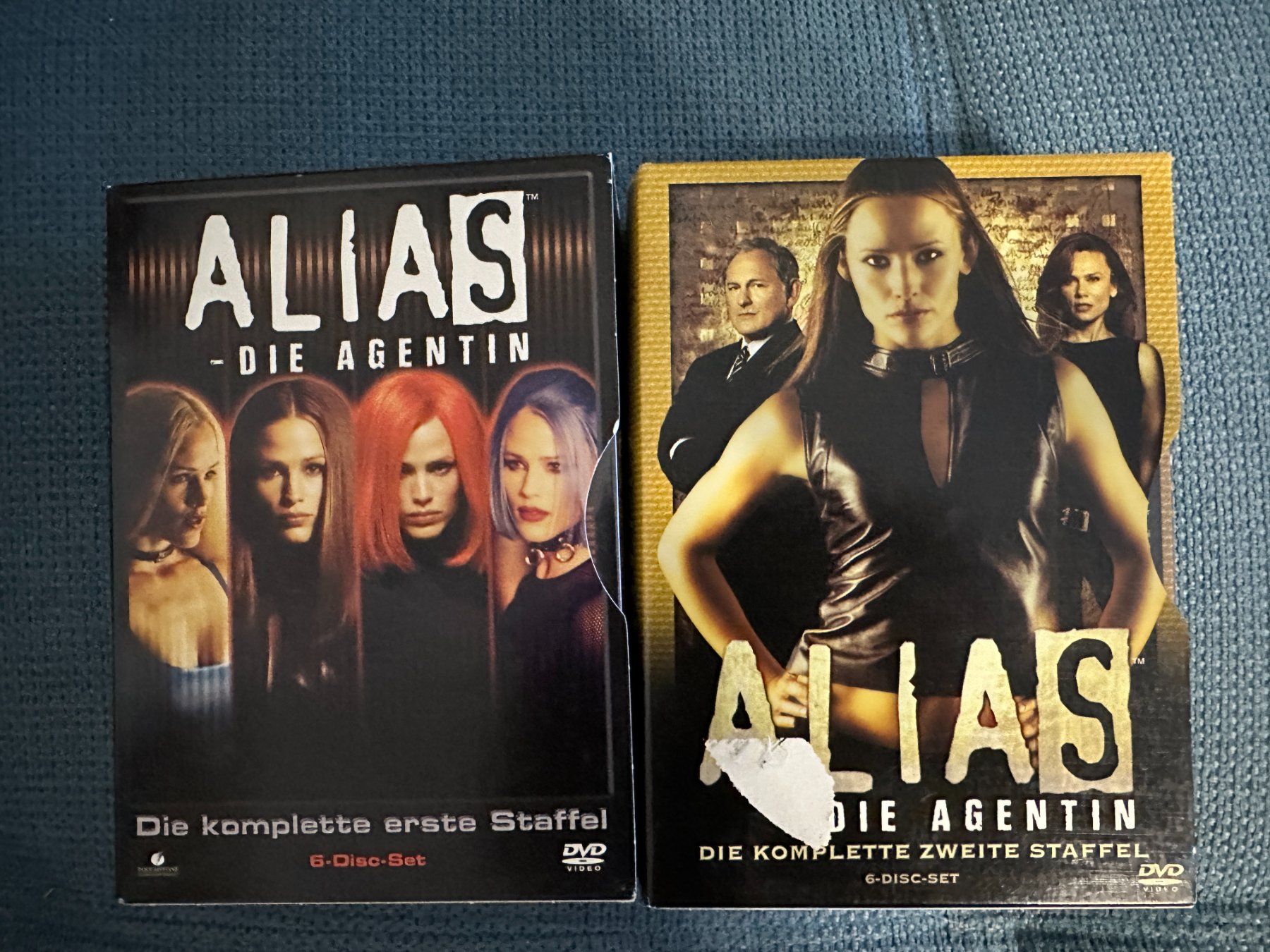 Tutti i DVDs: Alias - Die Agentin Staffel 1 + 2 – Usato da Basel venduto da Best-Harvest