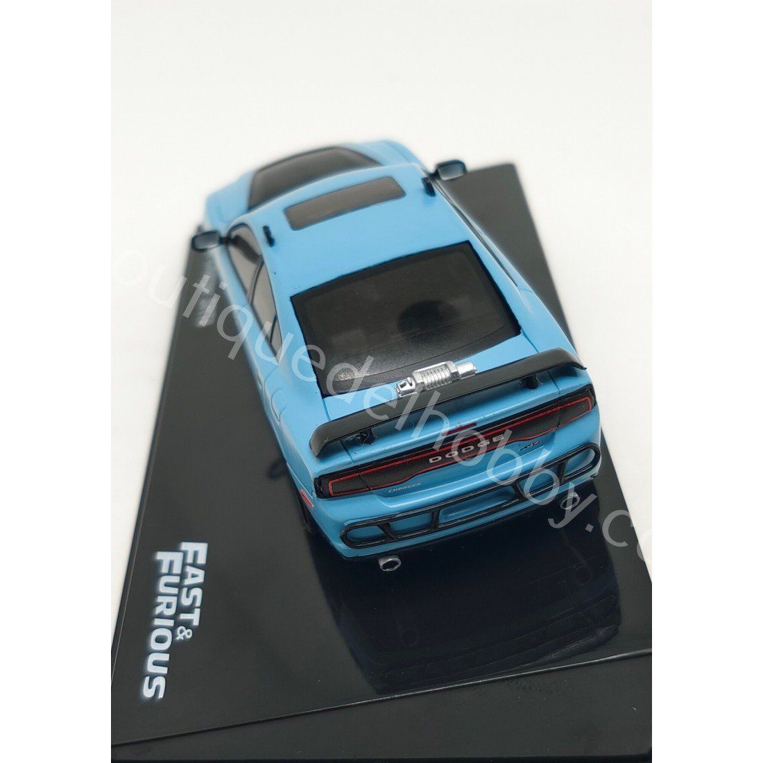 Dodge Modellini d'auto: Dodge Charger SRT8 2012-2014 hellblau / matt-schwarz "Fast – Nuovo e nell'imballaggio originale da Gerlafingen venduto da espero88 4
