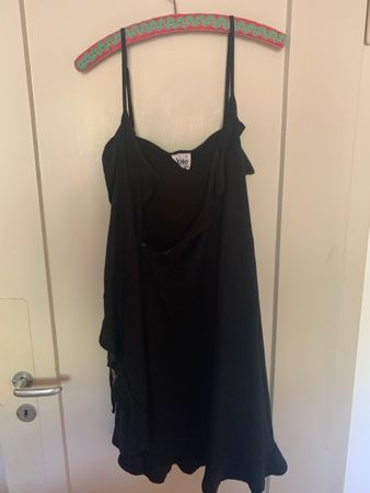 Kleid schwarz Damen Grösse 38 guter Zustand