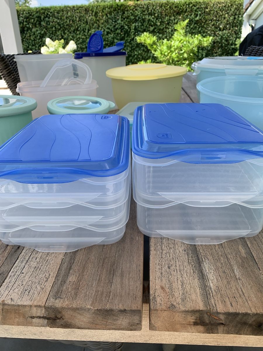Recipients et similaires: Diverse Plastikbehälter/Tupperware – D'occasion à Ellikon an der Thur par Bali1999 1