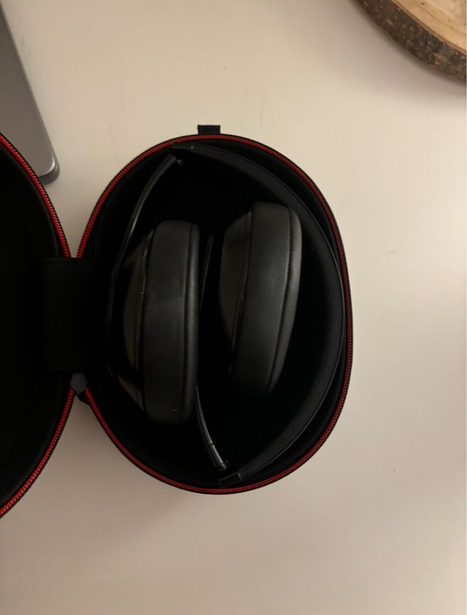 Beats Kopfhörer: Beats Studio (Over Ear) – Neu (gemäss Beschreibung) aus Eschen von escan