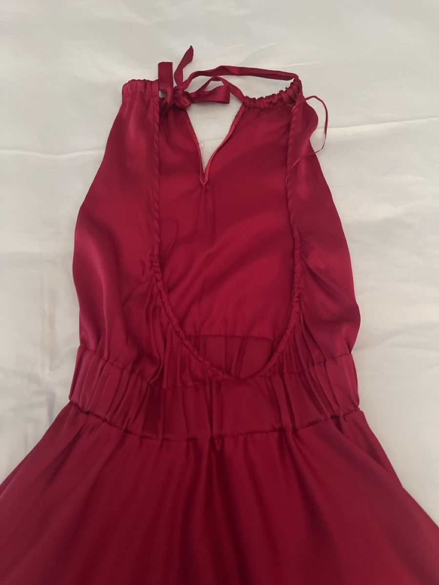 Kleider & Röcke: Red open back long dress Vicolo – Gebraucht aus Rüschlikon von ant_5v7g 2