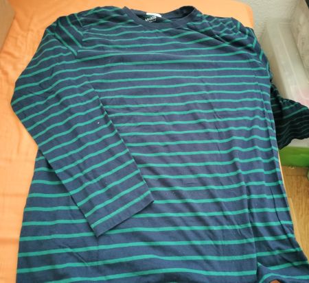 Pulli. Gr. L
