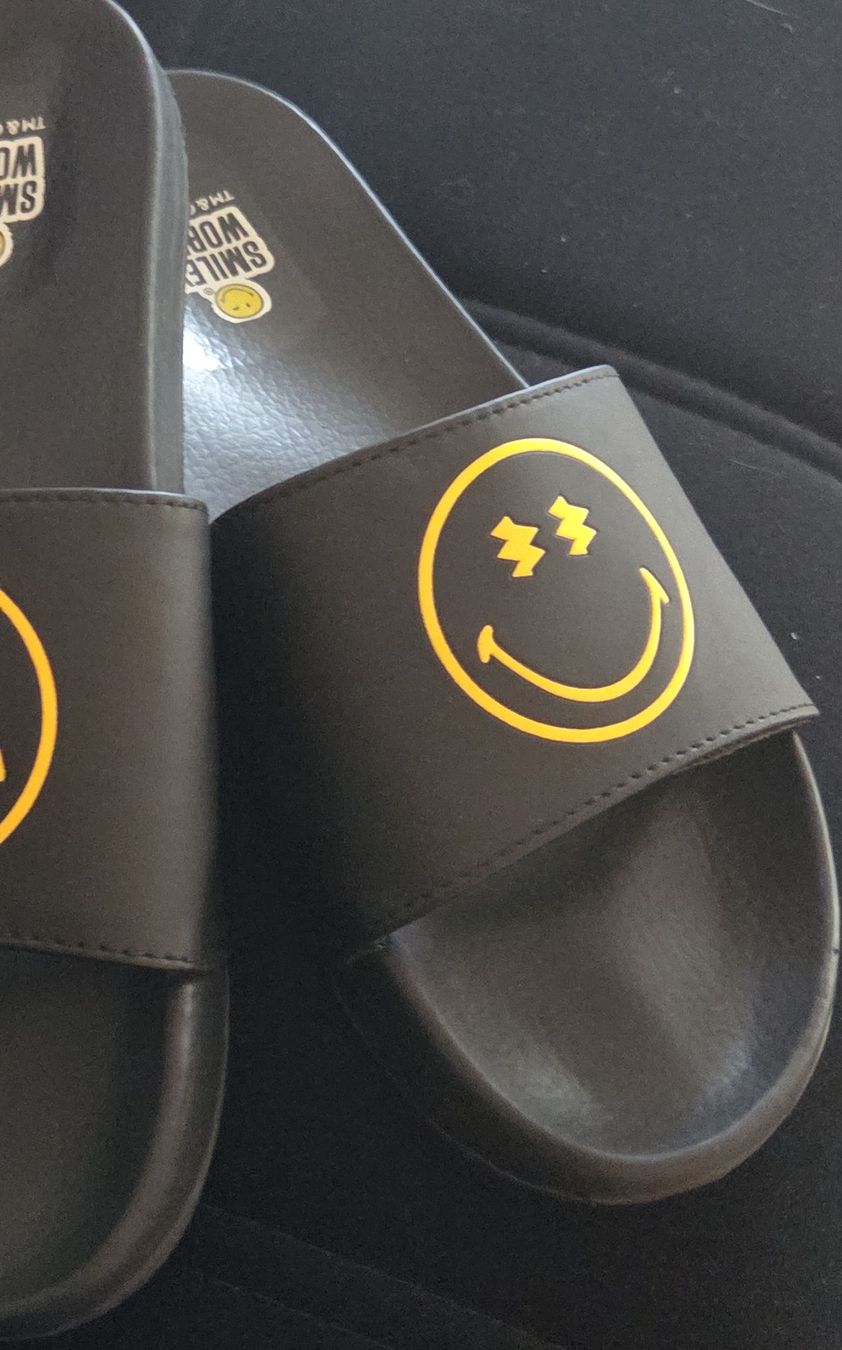 Damenschuhe: Schuhe Smiley World Grösse 43 – Gebraucht aus Reidermoos von Manuela083