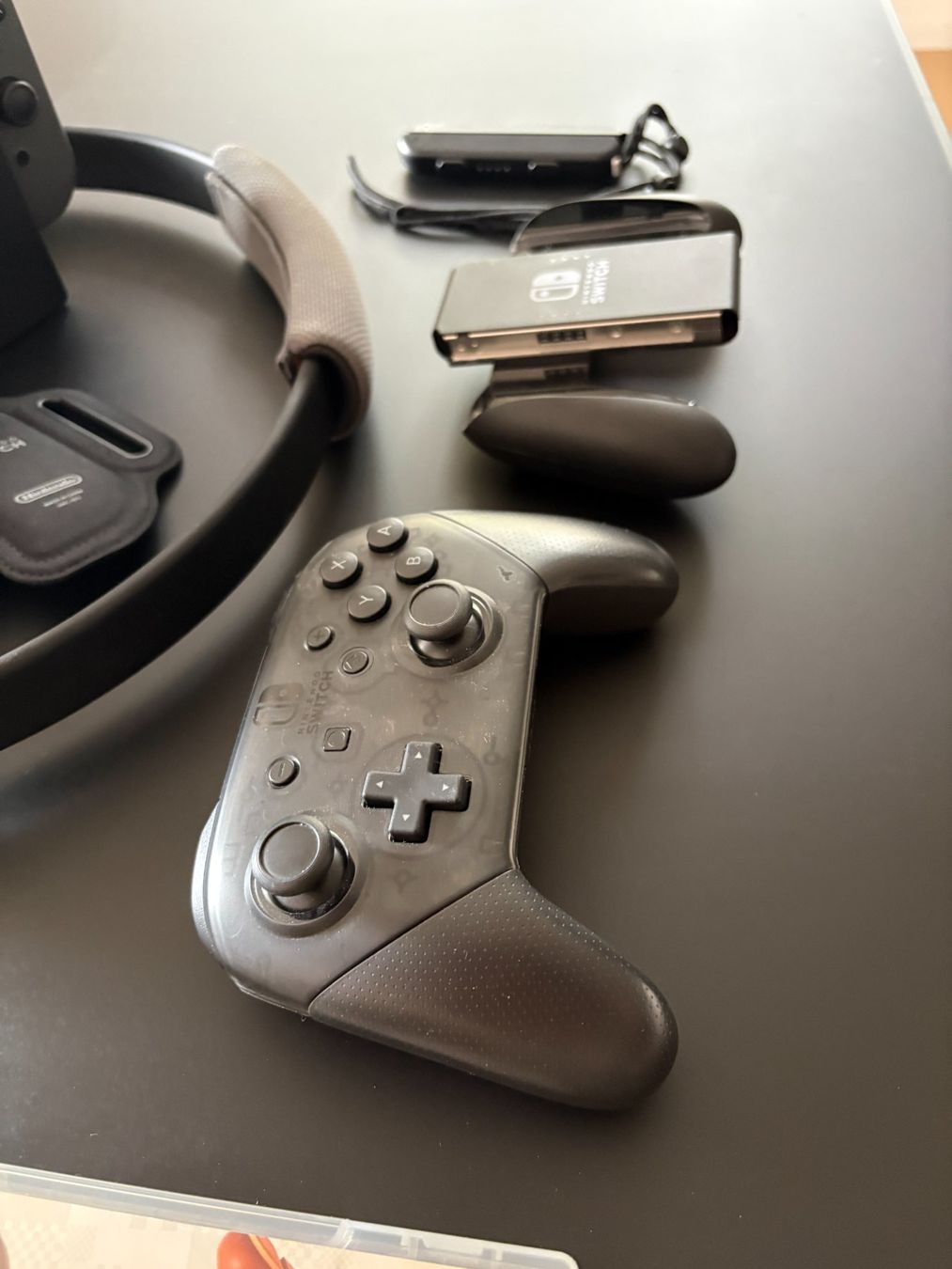 Nintendo Konsolen: Nintendo Switch Set + 4 Spiele + Pro Controller + Ring Fit – Gebraucht aus Steffisburg von Octabrain 2