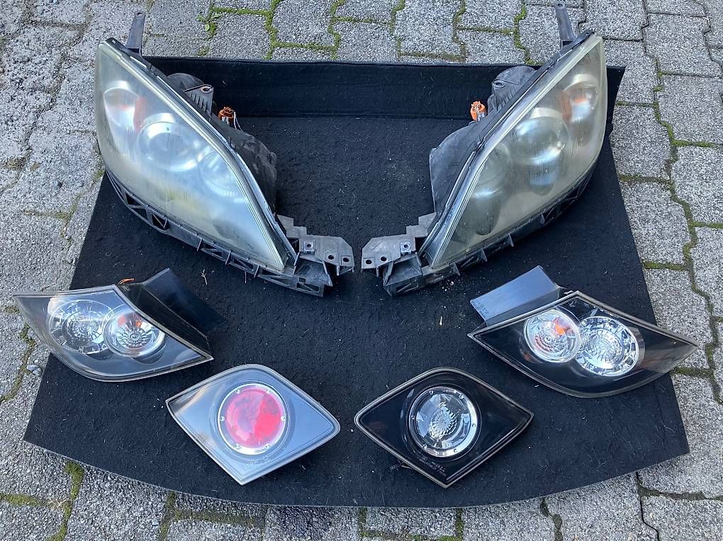 Fari: Frontscheinwerfer / Rücklichter: Mazda 3 (2003-2009) – Usato da Niederteufen venduto da F.J.big