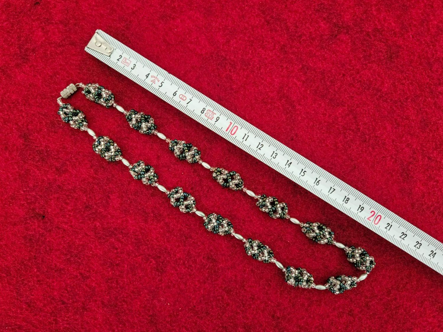 Colliers: Halskette mit Perlen und Strasssteinen ca.42 cm  Modeschmuck – D'occasion à Menziken par sura76 2