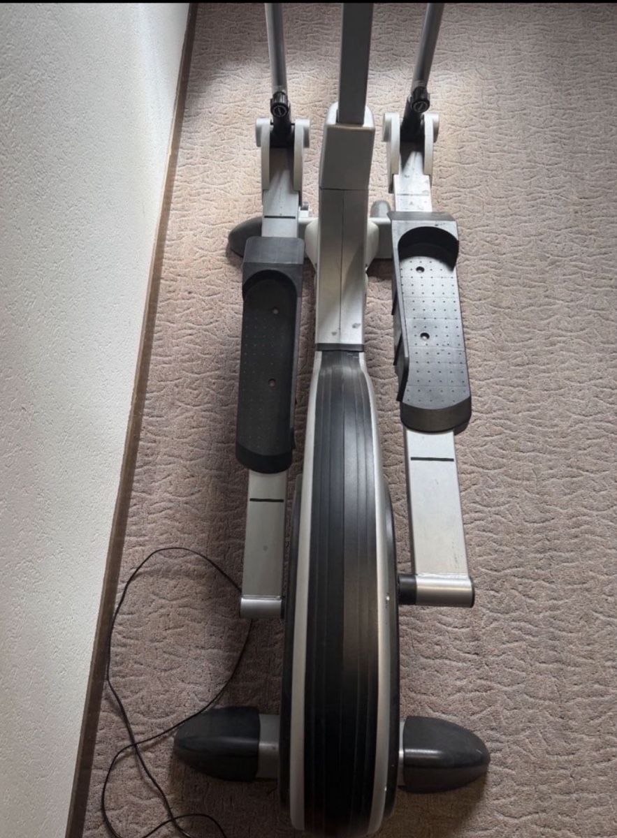 Hometrainer: elliptique de marque Crane. – Usato da Sembrancher venduto da cha_x76c 5