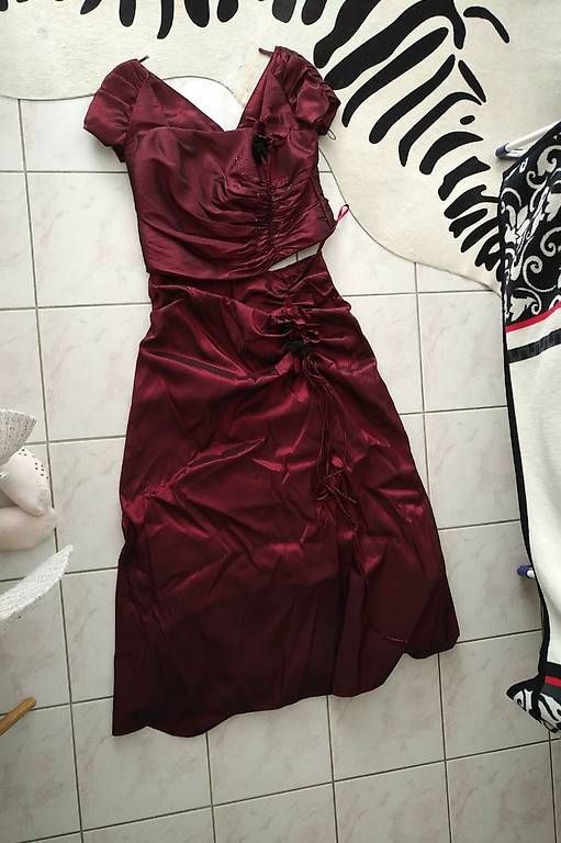 Vestiti: Sehr schönes Elegantes Kleid. Gr. 50 – Usato da Amriswil venduto da einkaufverkauf 1