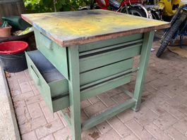 Werkstatt-Tisch