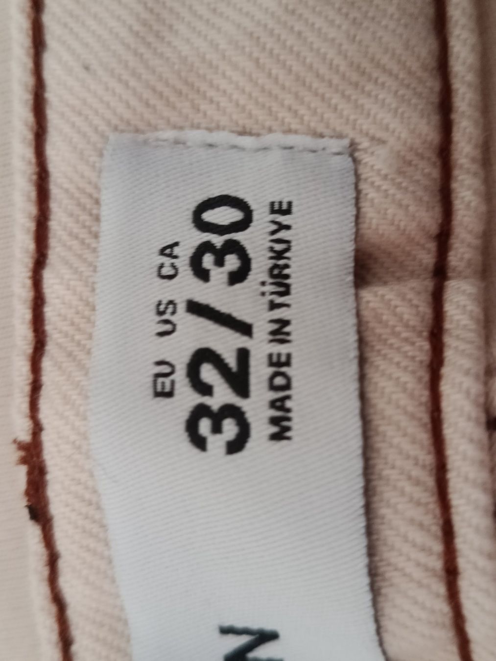 Pantaloni: Pantaloni bianchi Caotic – Usato da Bellinzona venduto da vin_jm7f 2