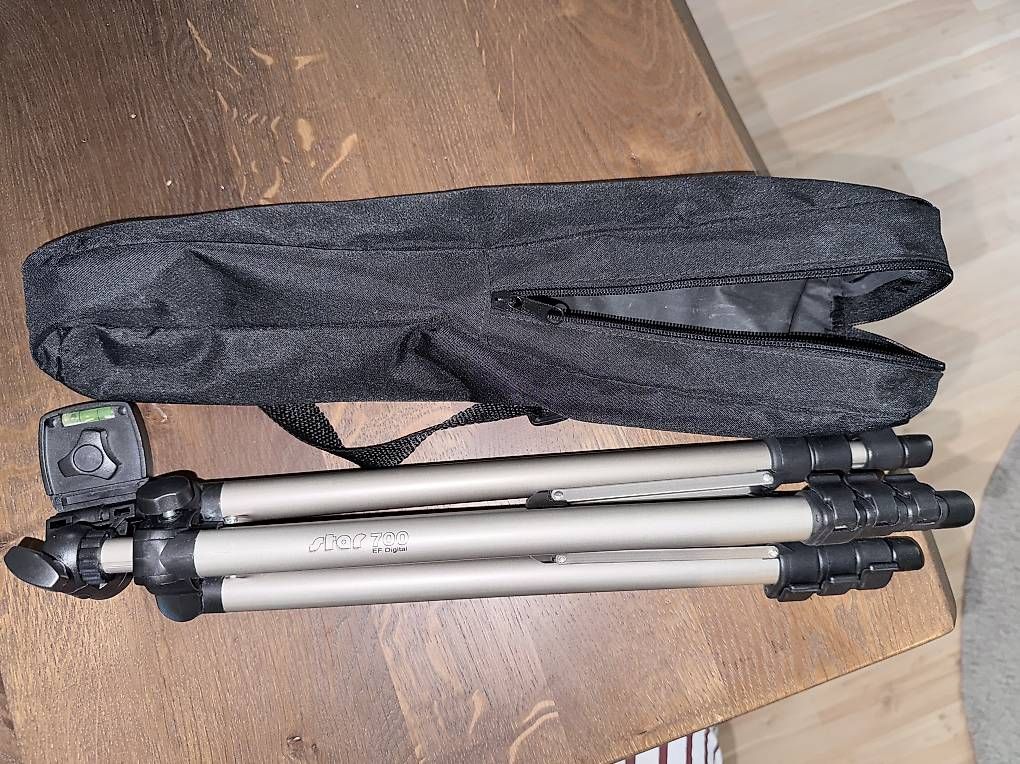 Stative & Stativköpfe: Stativ – Gebraucht aus Winterthur von Glionel 2
