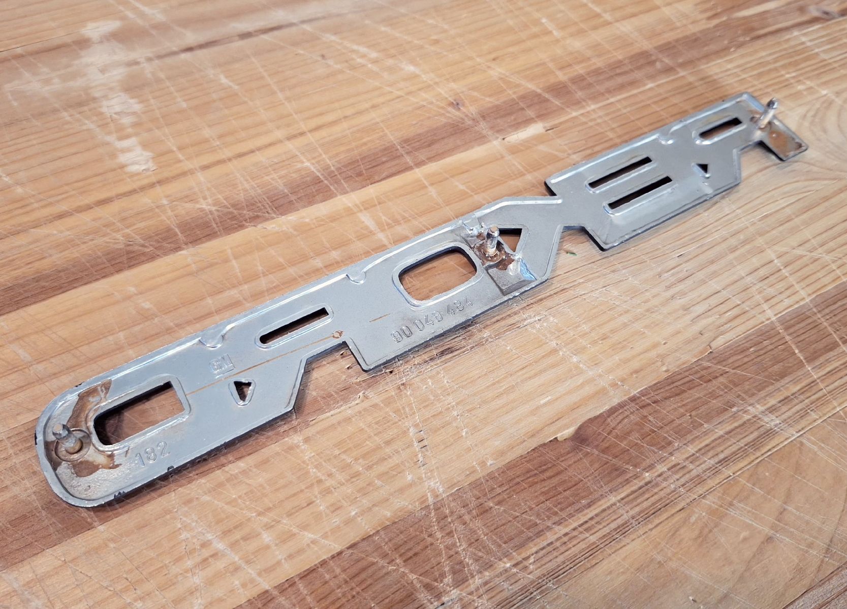 Opel Alle Autoersatzteile: Opel Rekord Old/Youngtimer Emblem – Gebraucht aus Triesen von BLACKSHEEP75 3