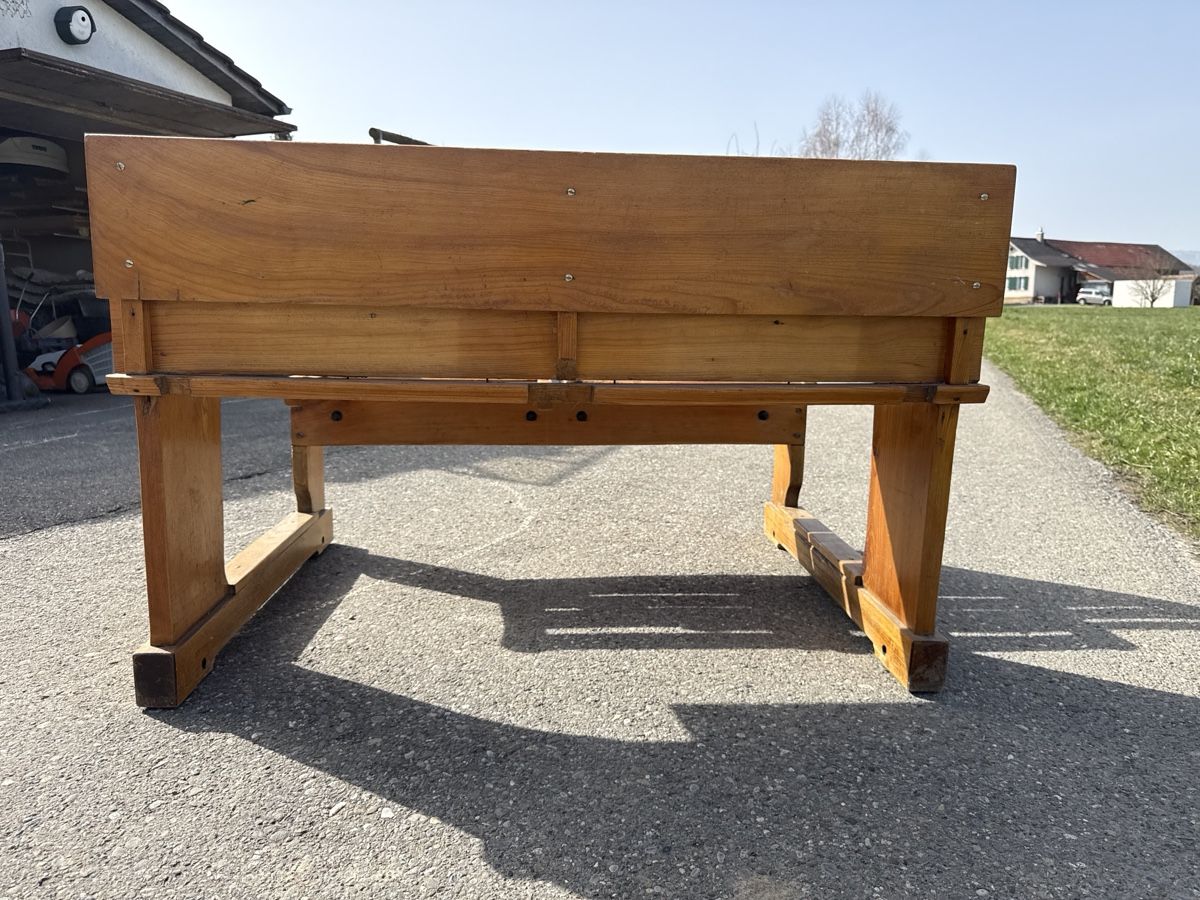 Scrivanie: Antikes Pult mit Sitzbank – Usato da Uetendorf venduto da Bruno919999999 6