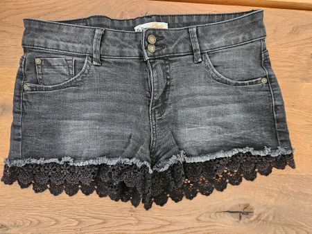 Kure schwarze Hosen, Grösse 38, C&A