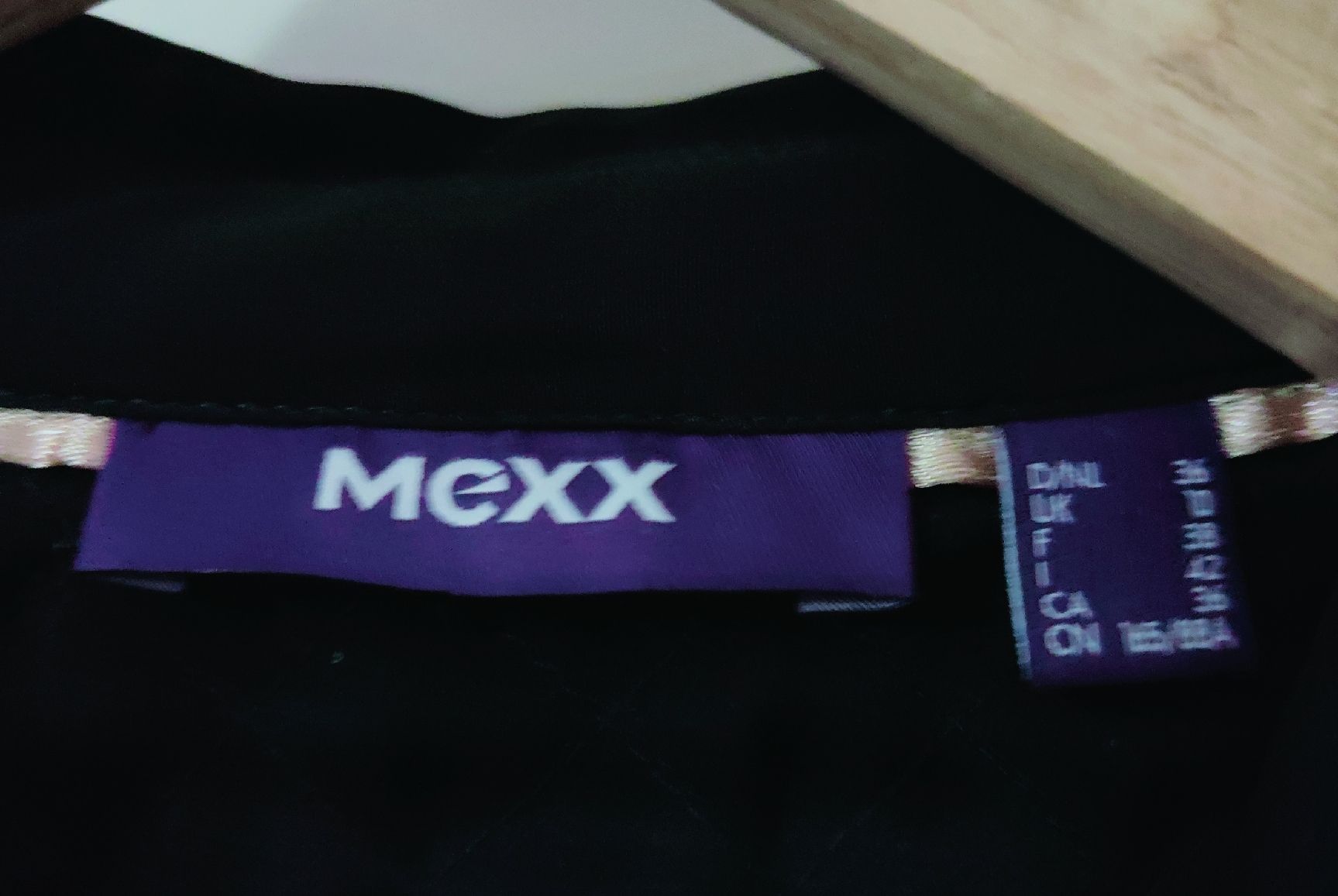 Mexx Camicette: Mexx Bluse schwarz – Usato da Zürich venduto da tweetys78 2