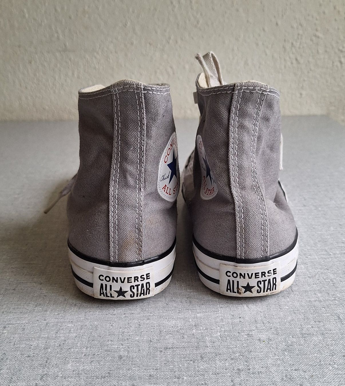 Scarpe da uomo: Converse All Stars Chucks, Grau – Usato da Weinfelden venduto da Yenas10 2
