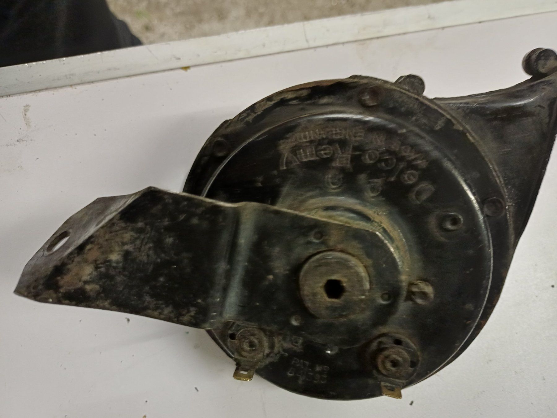 Tutti pezzi di ricambio auto: Oldtimer Horn Delco Remy spirale. – Usato da Thun venduto da Joeggu312 2