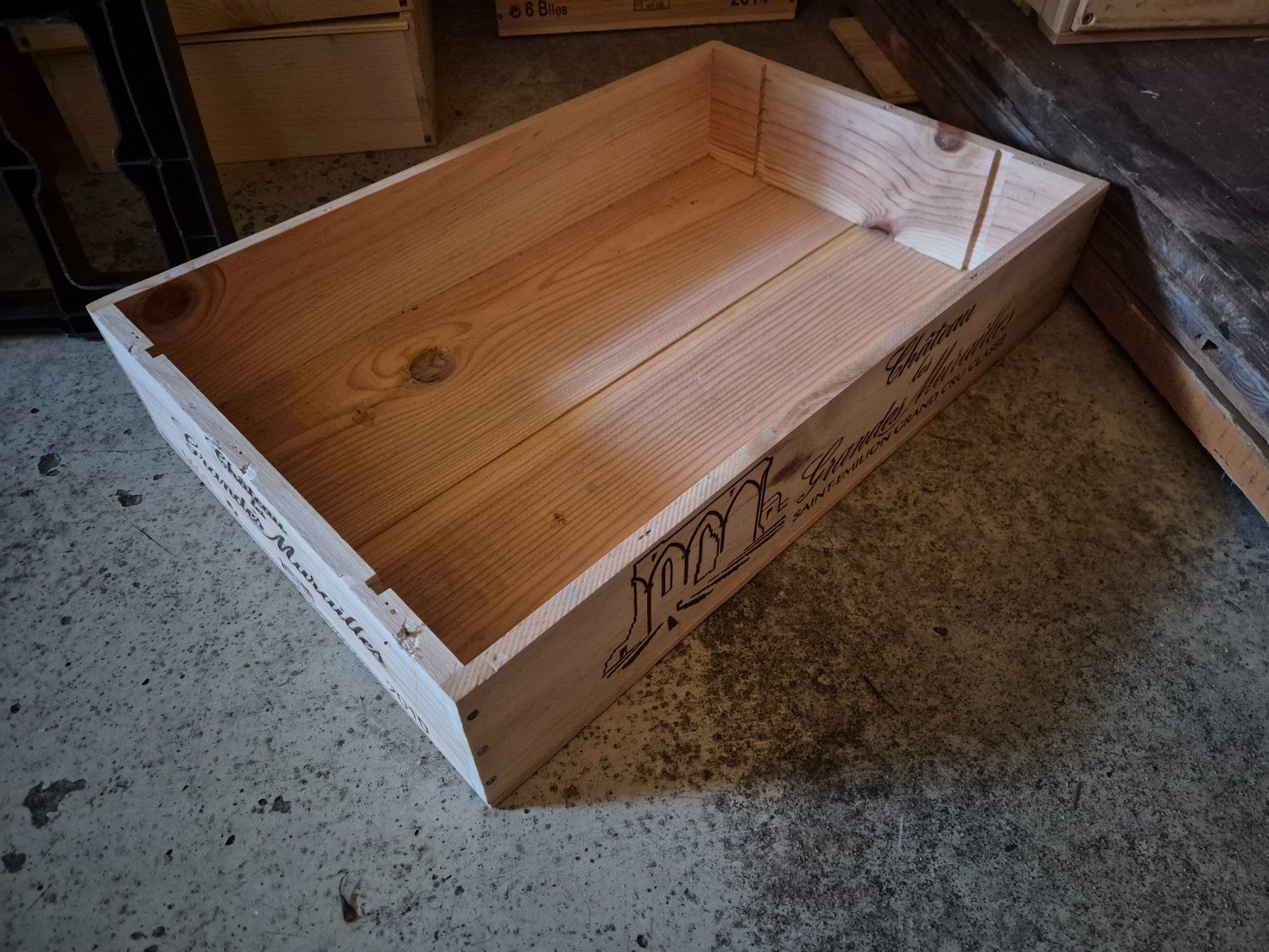 Sonstiges: Weinkiste 6er leer 50x33x9.7cm – Gebraucht aus Bowil von Basima 1
