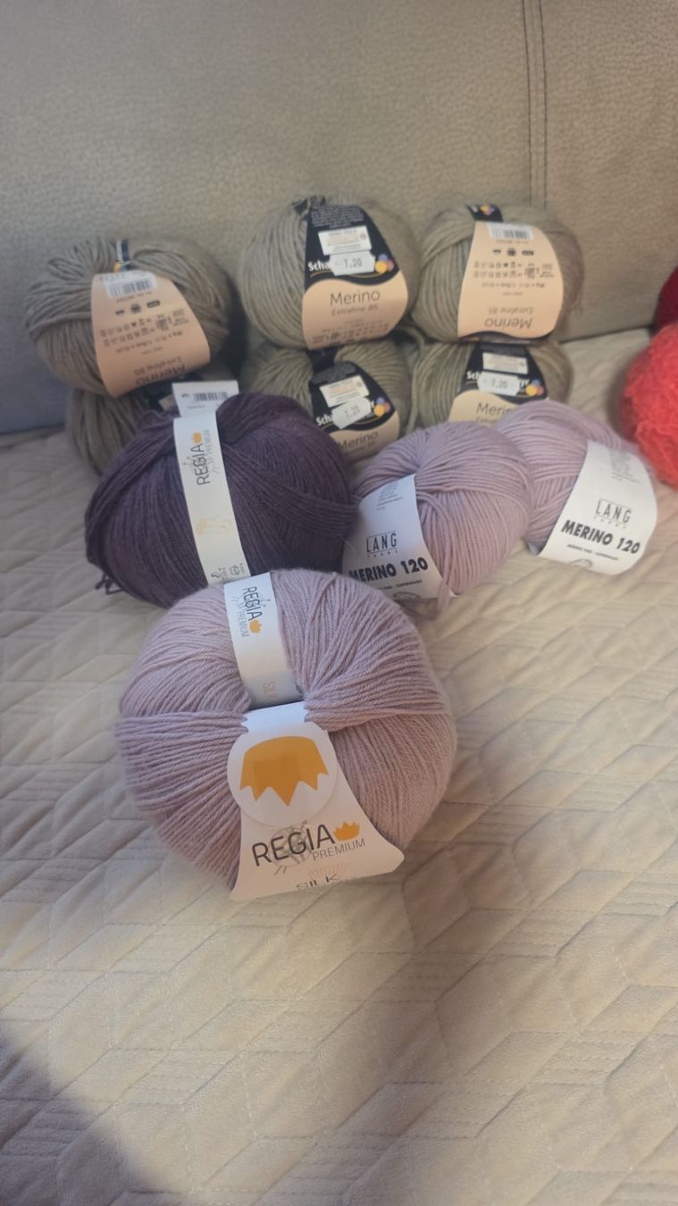 Wolle: 75 Stück Knäule Garn Wolle Silk neu – Neu und originalverpackt aus Baar von Vili7 2