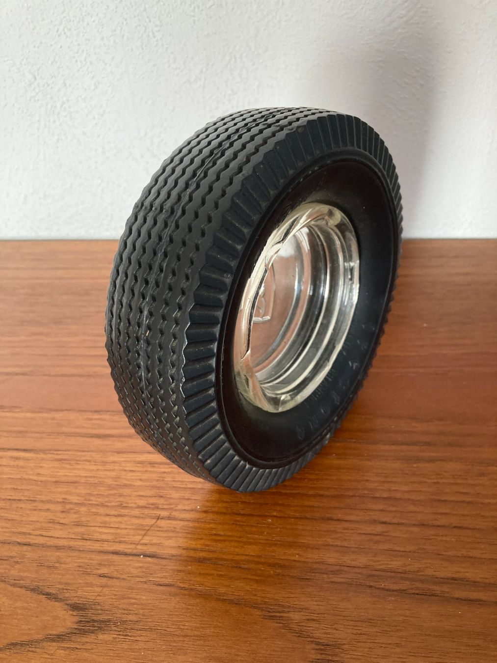 Aschenbecher: Aschenbecher Firestone – Gebraucht aus Wil SG von Pin05 2