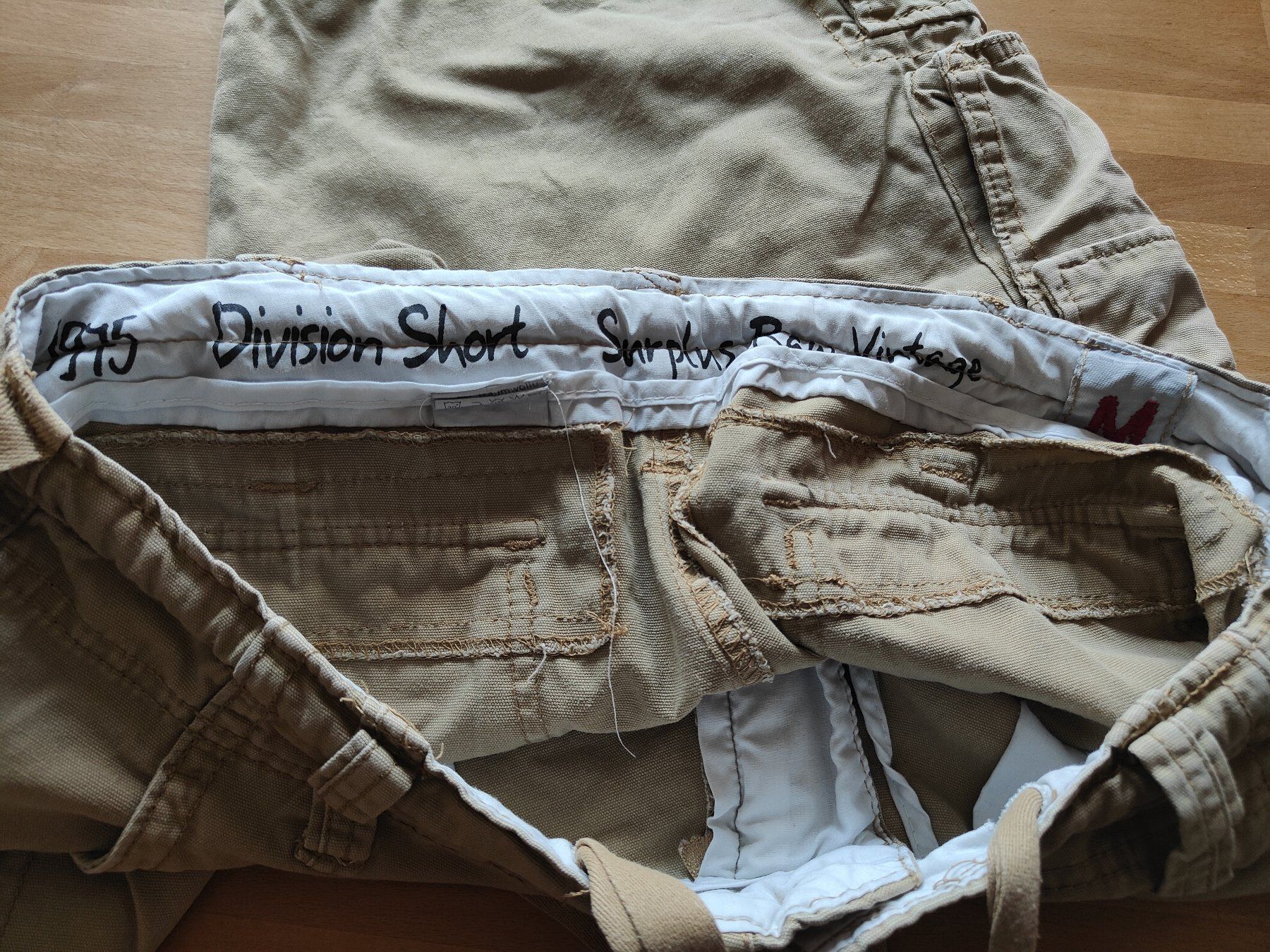Pantaloni: Kurze Hose Division Short – Usato da Oberurnen venduto da Soola 2