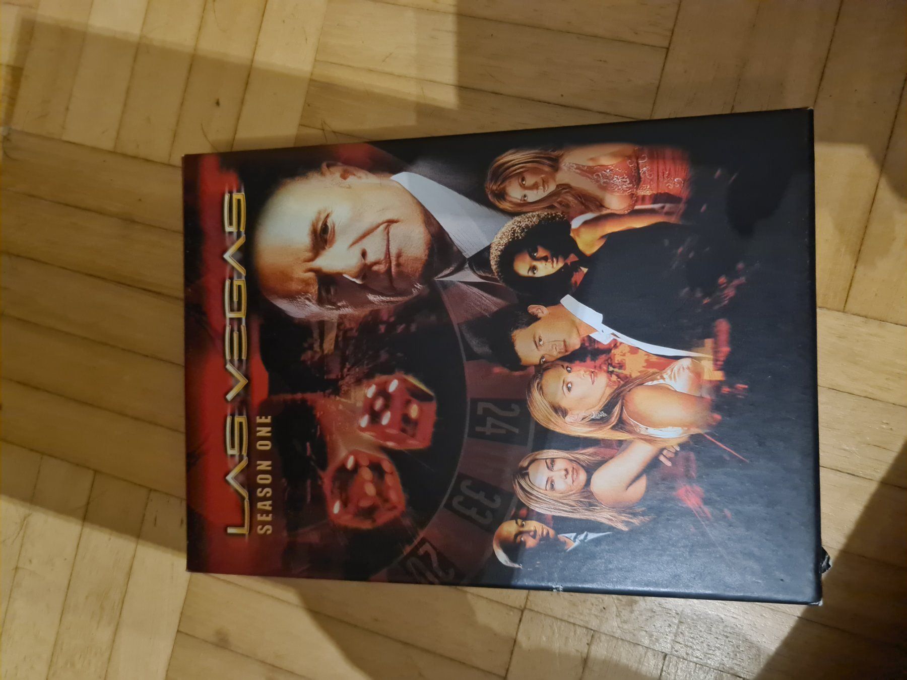 Tutti i DVDs: Las Vegas Staffel 1 & 2 – Usato da Brüttisellen venduto da Miralaurea 1
