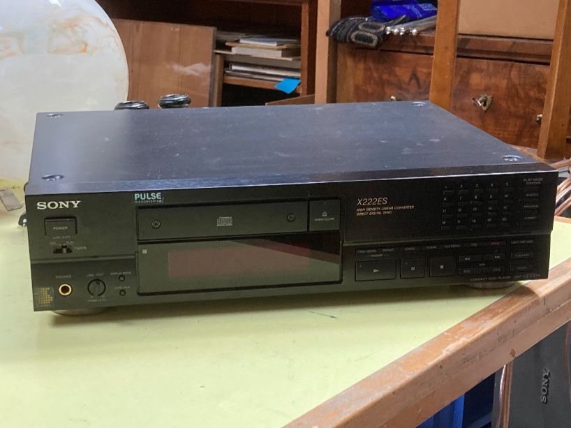 CD: Disc Player - Sony X222es – Usato da zürich venduto da papalapa 2