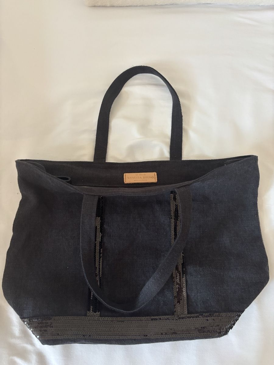 Vanessa Bruno Taschen: Vanessa Bruno Tote Bag Schwarz Medium – Neu (gemäss Beschreibung) aus Zollikon von han_rvt8 1