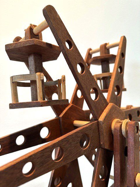 Spielzeuge: +  HoLzkaRuSSeLL  + – Gebraucht aus Winkel von zeho 1