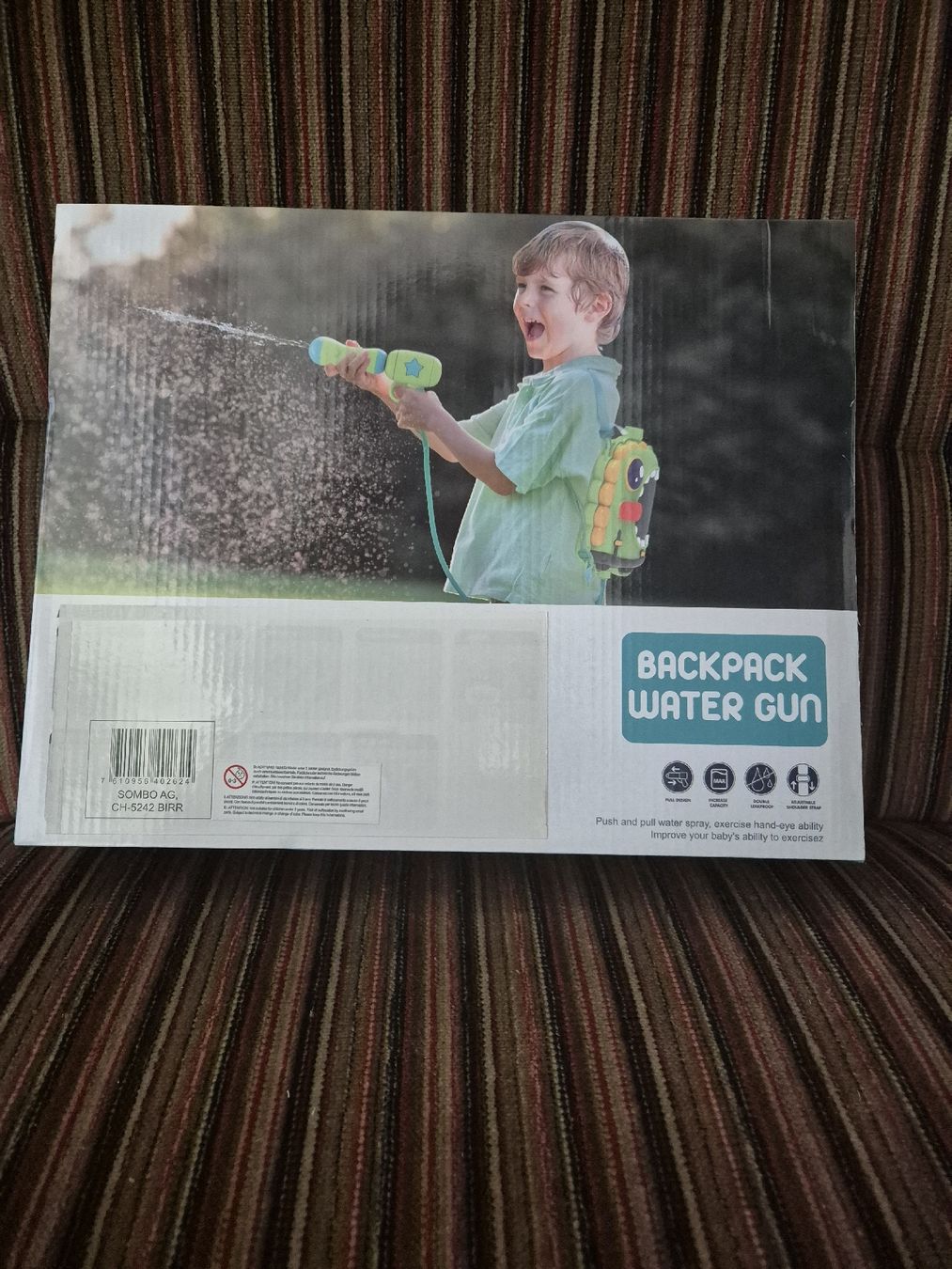Spielzeuge: Wasserpistole für Knabe  – Neu und originalverpackt aus Wettingen von mus_gsb5 1