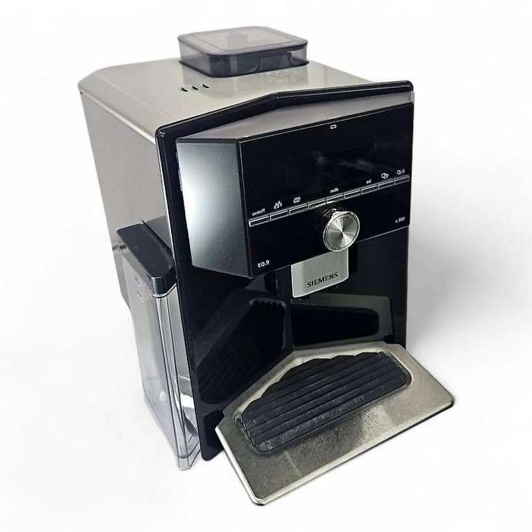 Macchine per caffè & Macchine per espresso: Siemens EQ.9 s300 – Usato da Frauenfeld venduto da karep