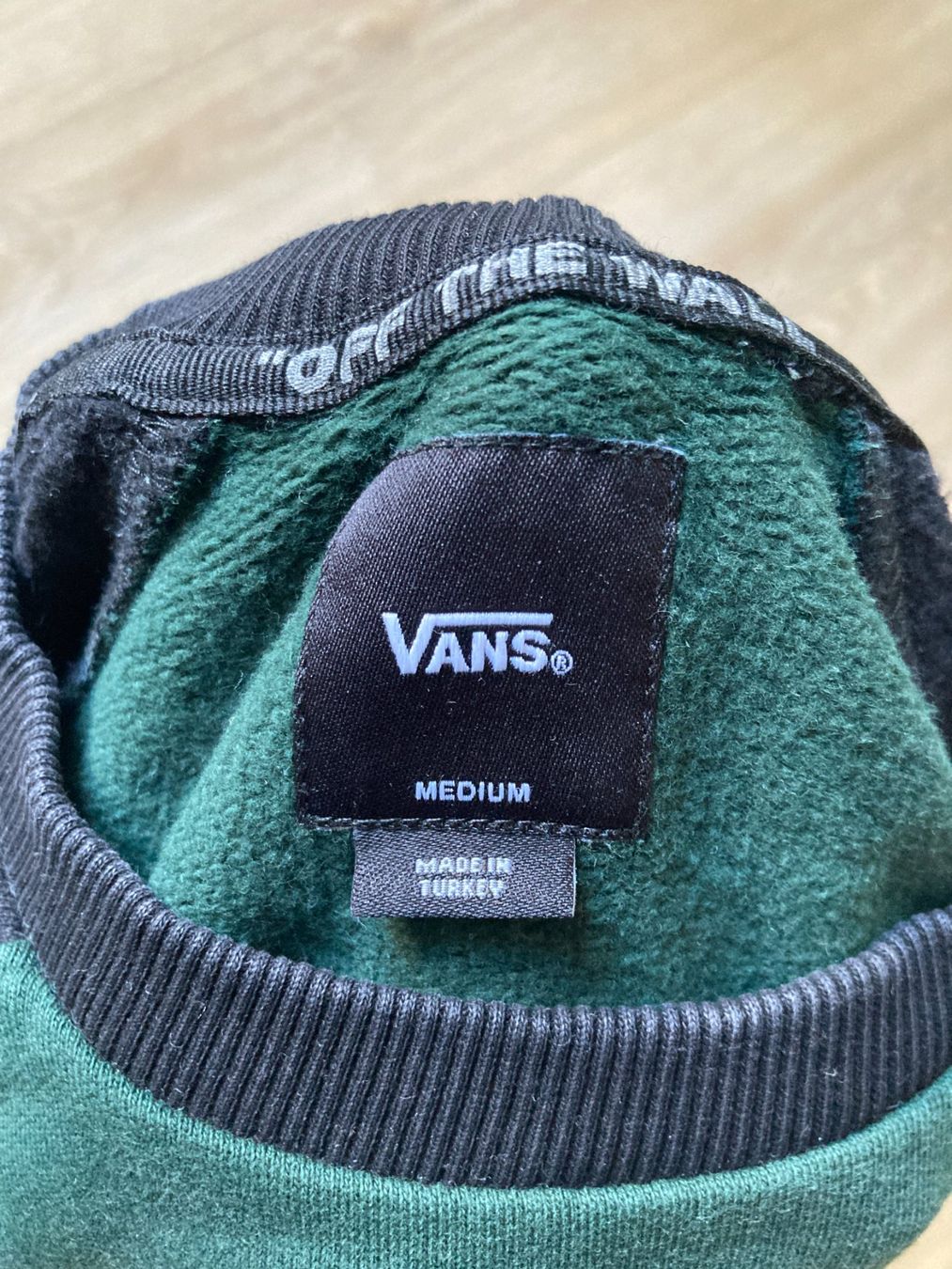 Maglioni & Felpe: Sweatshirt VANS taille M – Usato da Delémont venduto da Nico2800 2