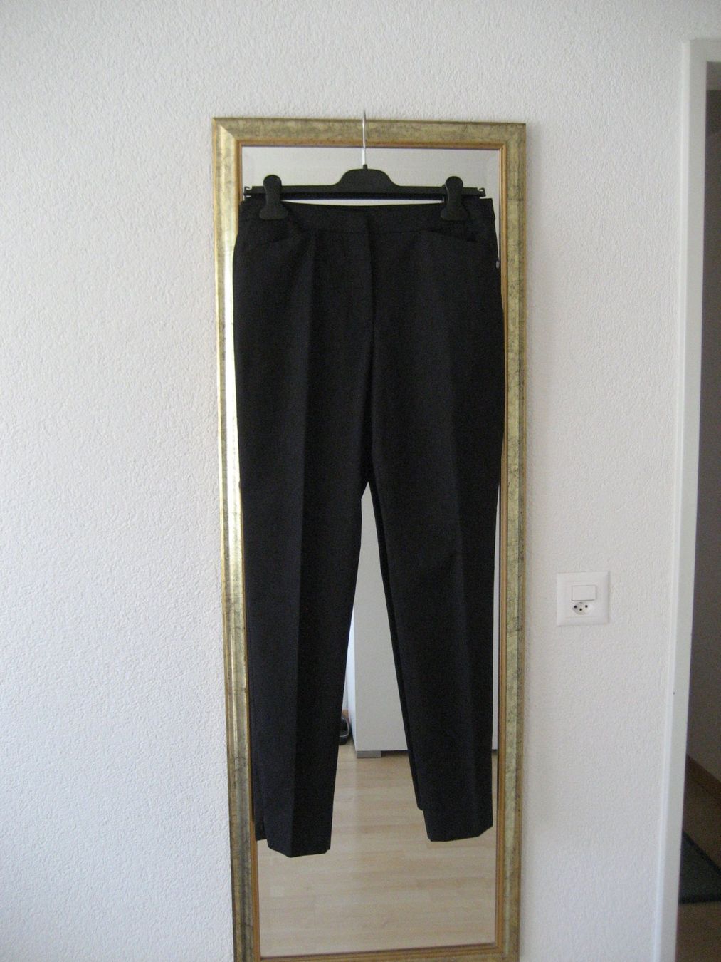 Marc Cain Pantaloni: Marccain / leichte Hose – Usato da Solothurn venduto da pr25082017