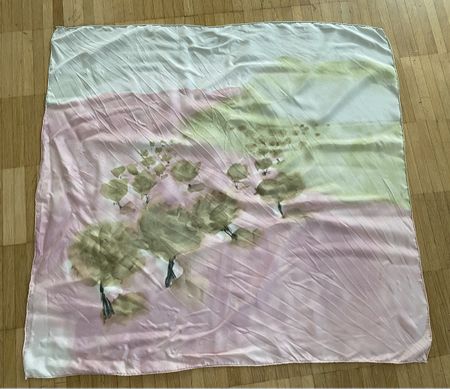 Seiden Foulard 🌸