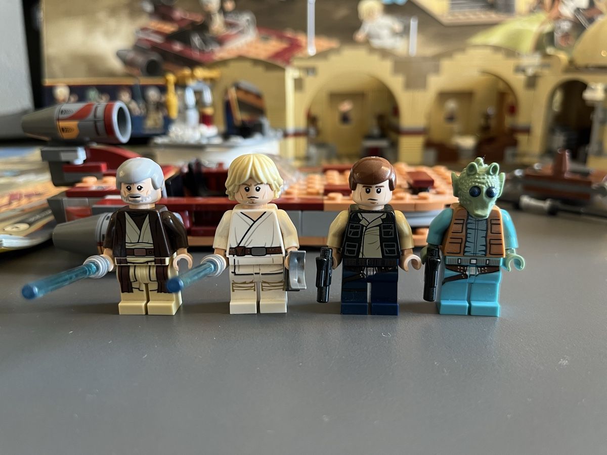 Lego Spielzeuge: LEGO Star Wars Set 75052 Mos Eisley Cantina – Gebraucht aus Fribourg von Helvetix7 1