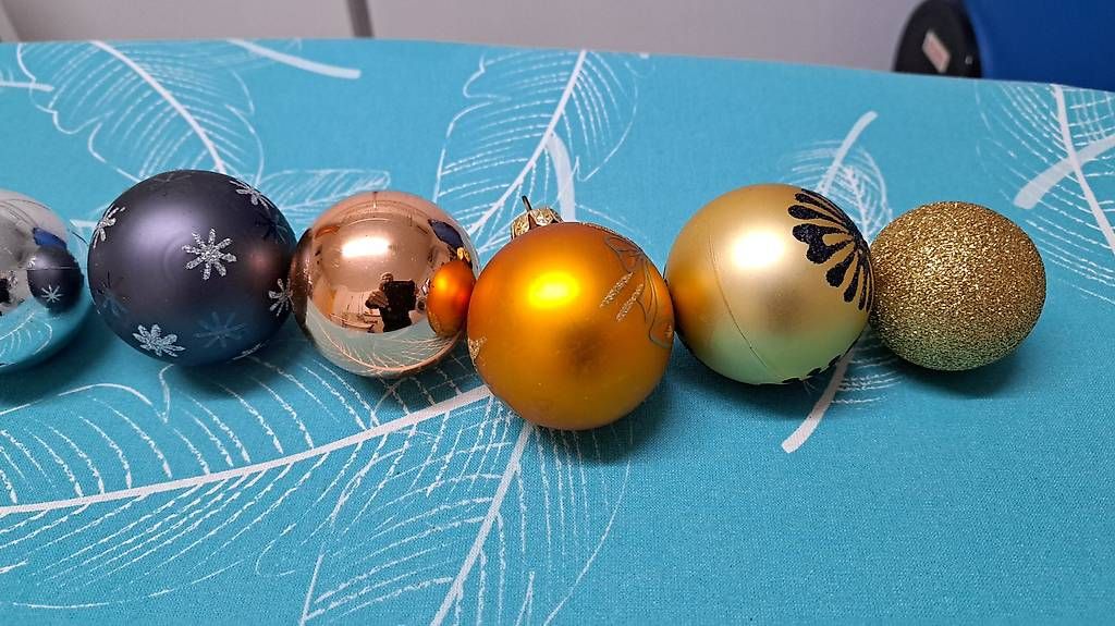 Toutes les décorations: Weihnachtskugeln – D'occasion à Fischbach-Göslikon par Reinegge 3