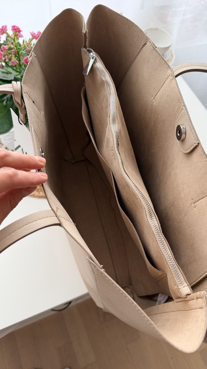 Zara Borse da donna: Zara Shopper Tasche in Beige, mit Etikett – Nuovo e nell'imballaggio originale da Wallisellen venduto da kar_gv8n 4