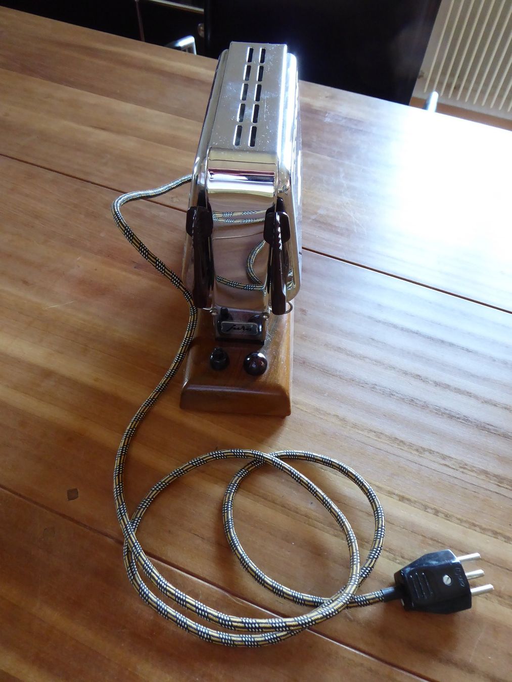 Jura Appareils de cuisine: JURA Vintage Toaster – D'occasion à Eschenz par sommerwind2012 2